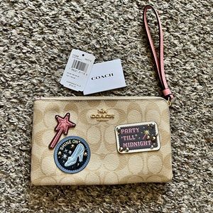 Disney COACH  Wristlet
